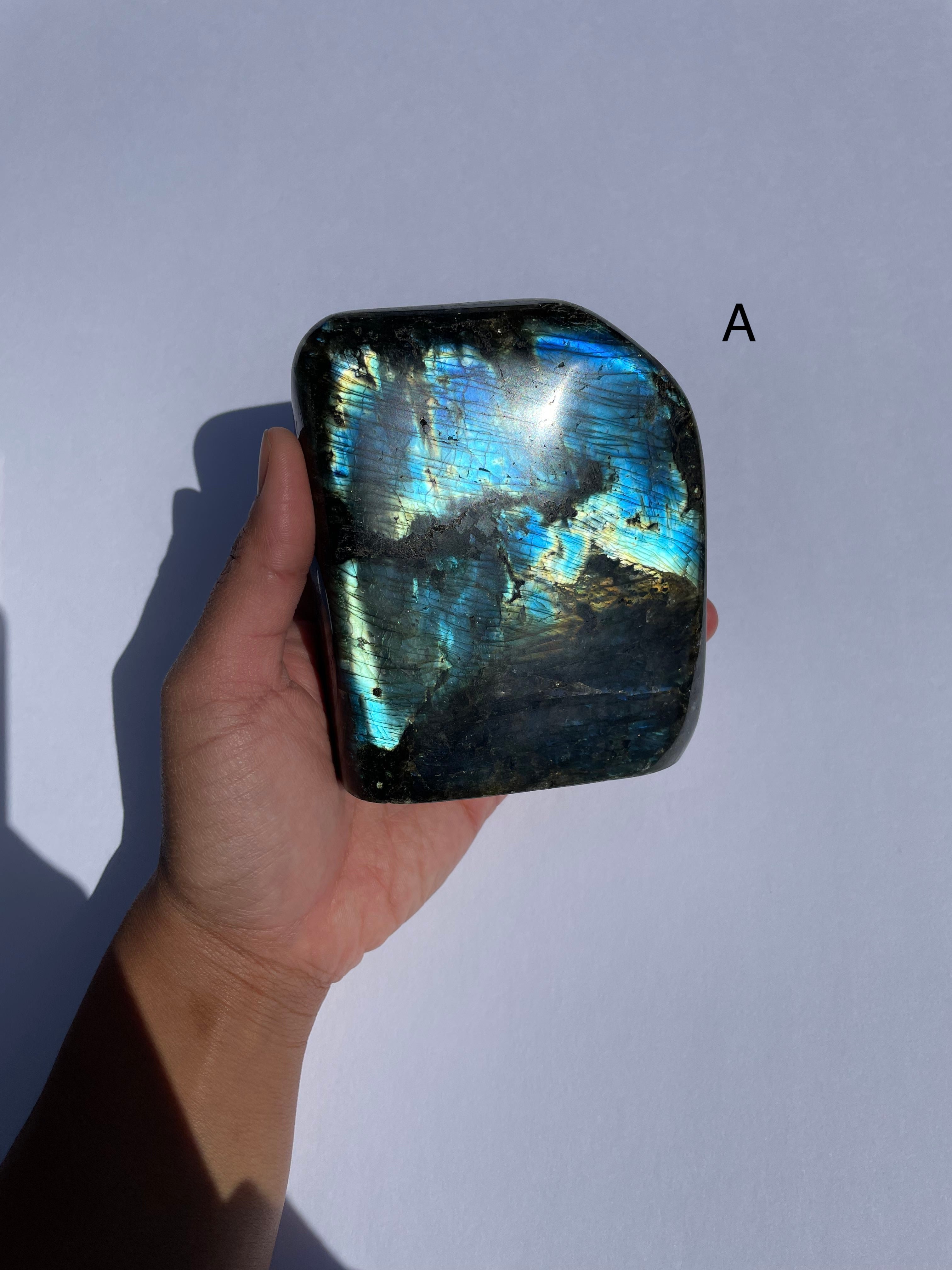 Crystal Kismet - Labradorite blue flash crystal healing
