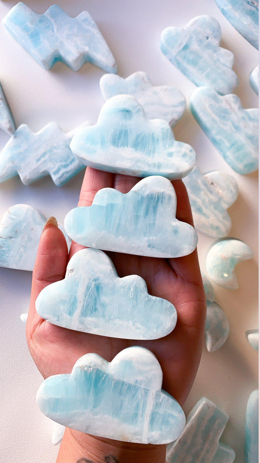 The Crystal Reserve / Healing Crystals Los Angeles / Caribbean Blue Calcite Clouds + Lightning 